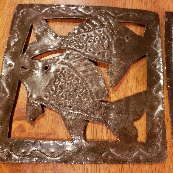 Square Metalwork Wall Art Set - Fish & Turtle - Picture 5 of 7